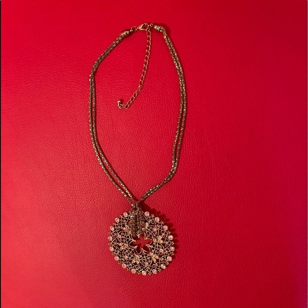 Beautiful cache necklace - Picture 9 of 11